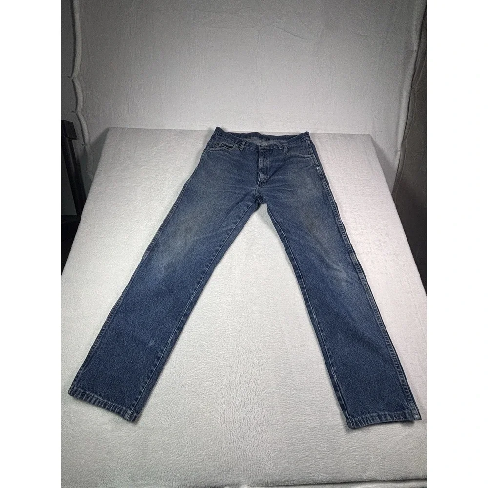 Wrangler Rugged Wear Men’s Jeans 36x32 Blue Denim Straight Leg Classic Fit